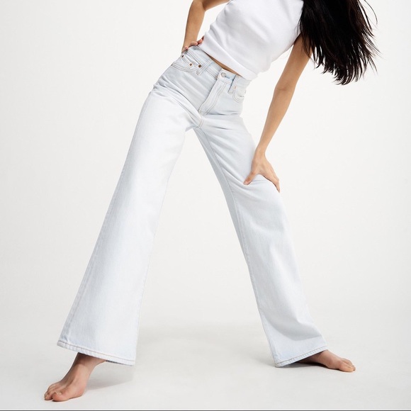 Levis wide leg ribcage BNWT - Picture 2 of 4